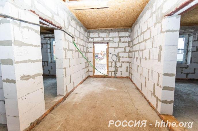 Продаю коттедж  140 кв.м  блочный