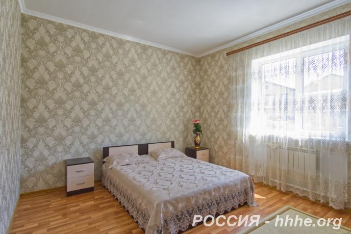 Продаю  дом  272 кв.м  кирпичный