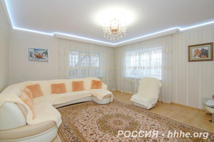 Продаю  дом  260 кв.м  кирпичный