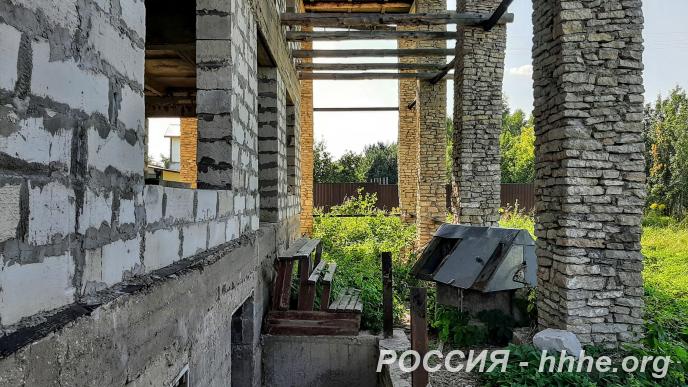 Продаю коттедж  360 кв.м  блочный