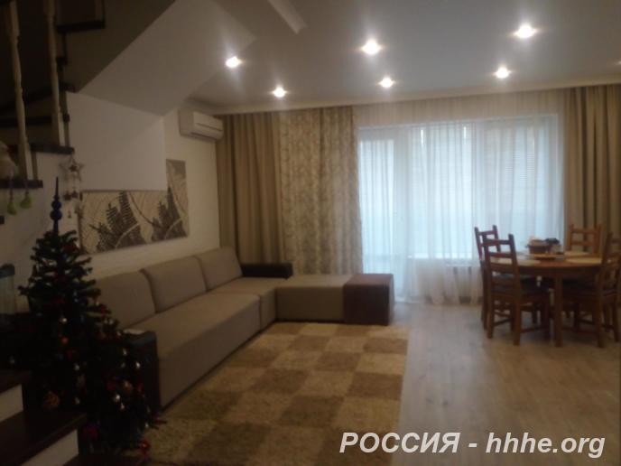 Продаю таунхаус  100 кв.м  кирпичный