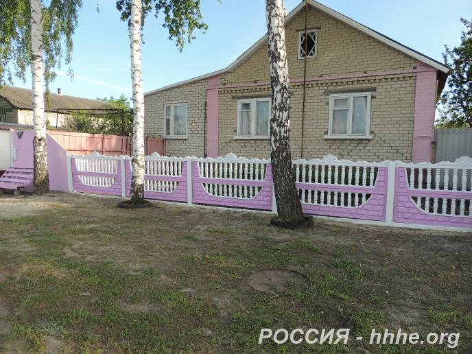 Продаю  дом  230 кв.м  кирпичный
