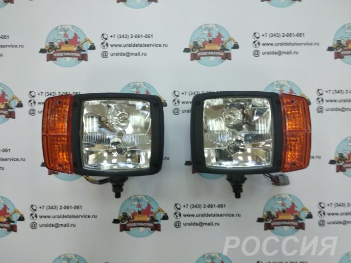 Фара основного освещения UDS-009 JCB, Case, John Deere, Komatsu Нижнее ...