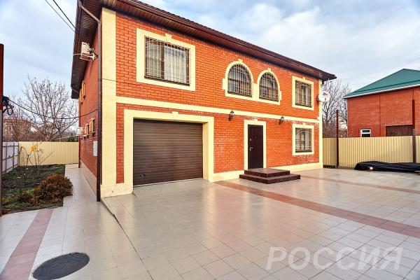Продаю  дом  290 кв.м  кирпичный