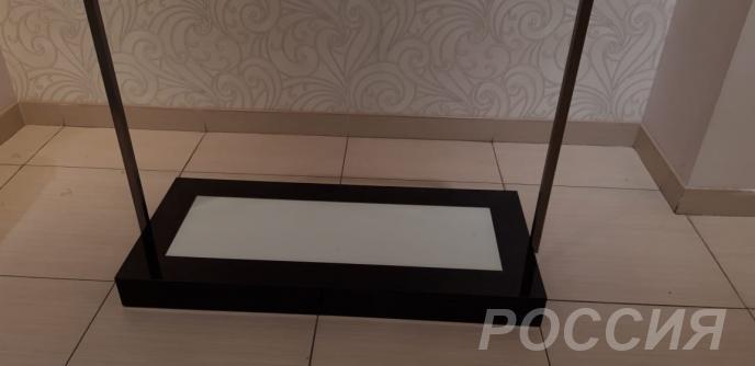 Стеллажи из нержавейки с универсальными подставками